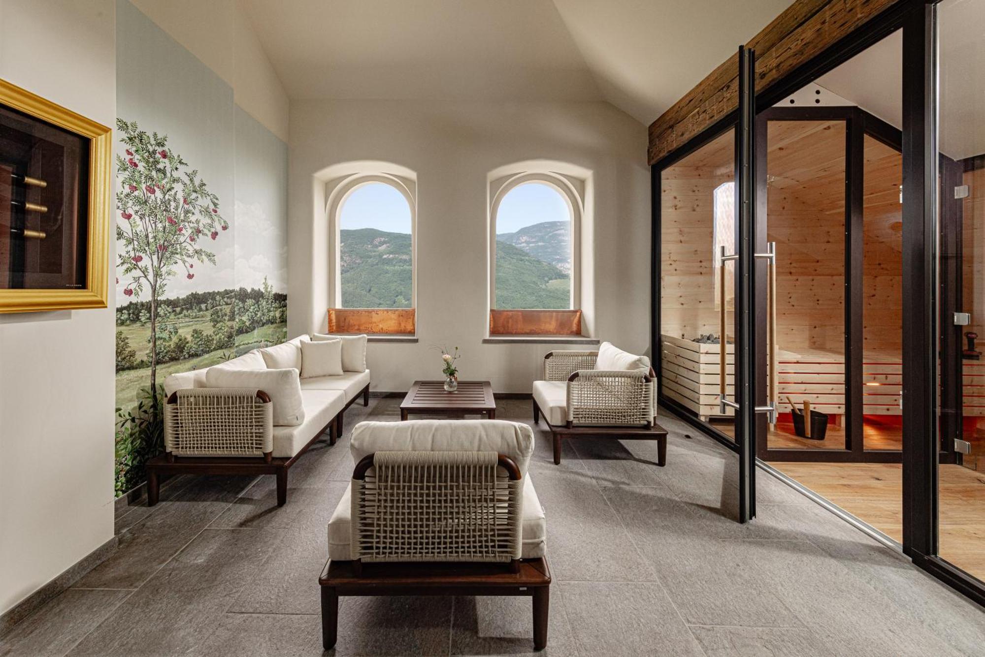 Castel Sallegg Suites Adults Only Caldaro Eksteriør bilde