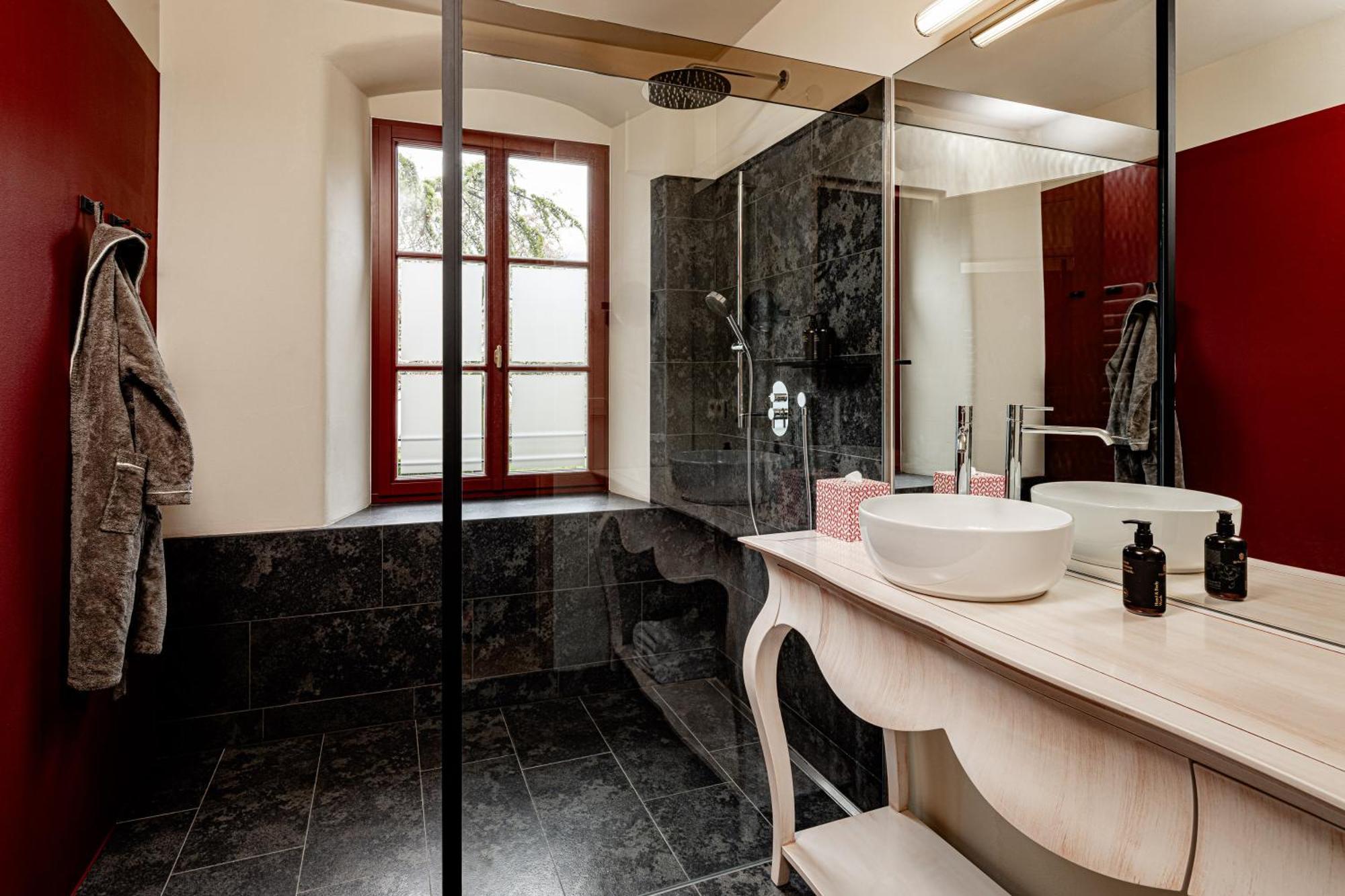 Castel Sallegg Suites Adults Only Caldaro Eksteriør bilde