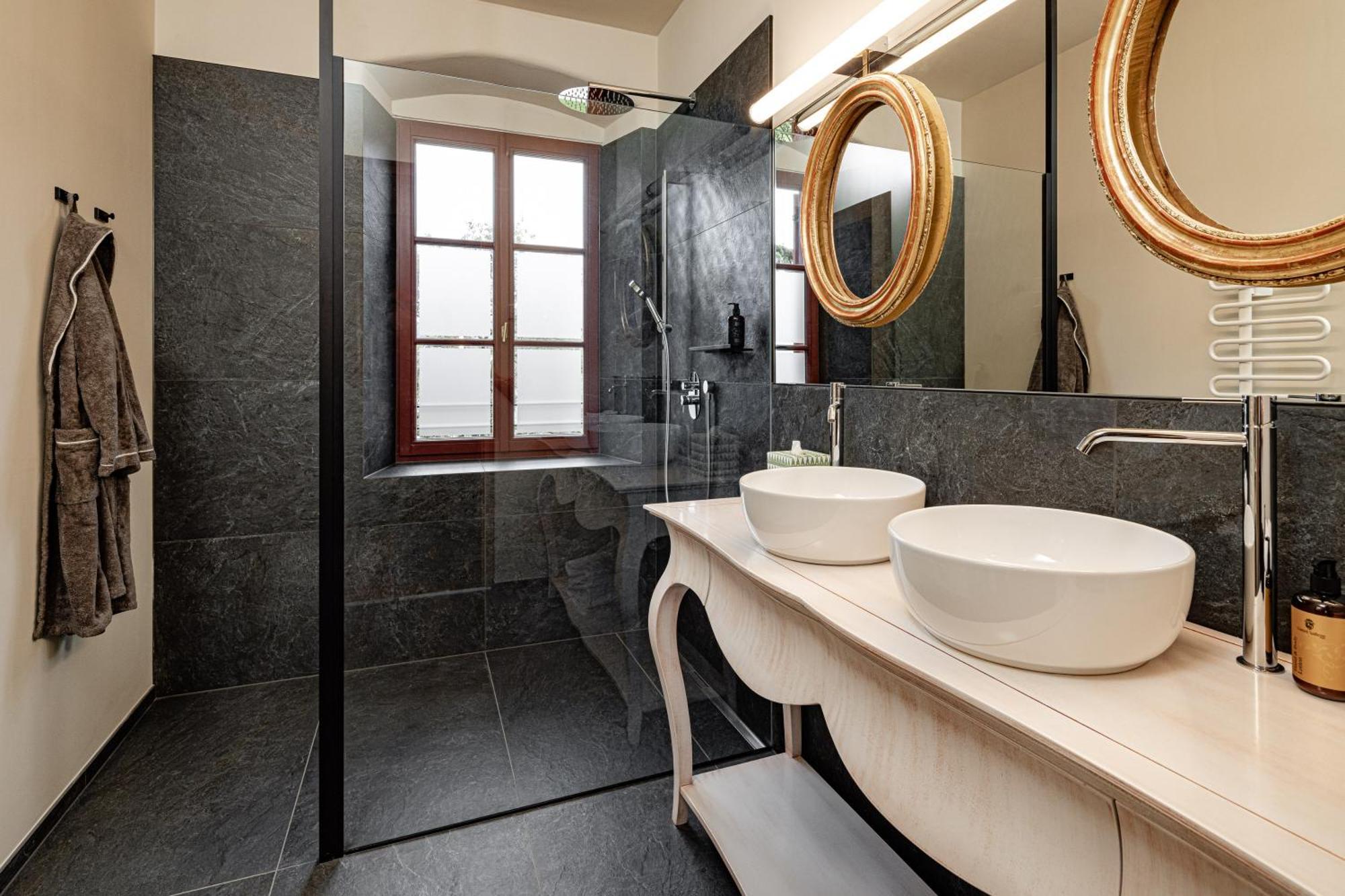 Castel Sallegg Suites Adults Only Caldaro Eksteriør bilde