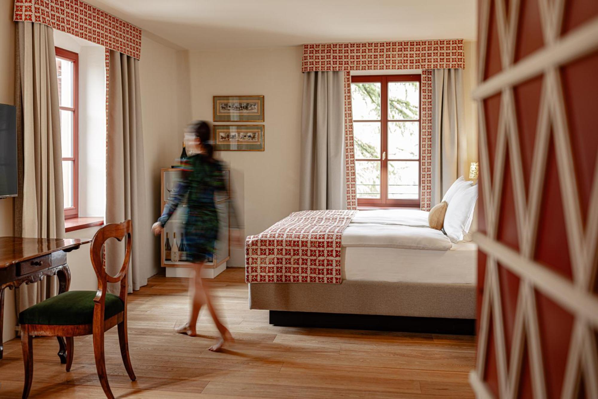 Castel Sallegg Suites Adults Only Caldaro Eksteriør bilde